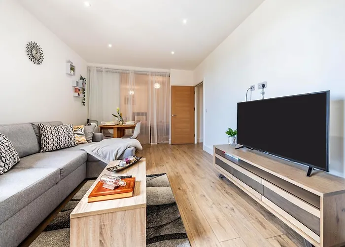 Mission Wave - Venture Apartment
