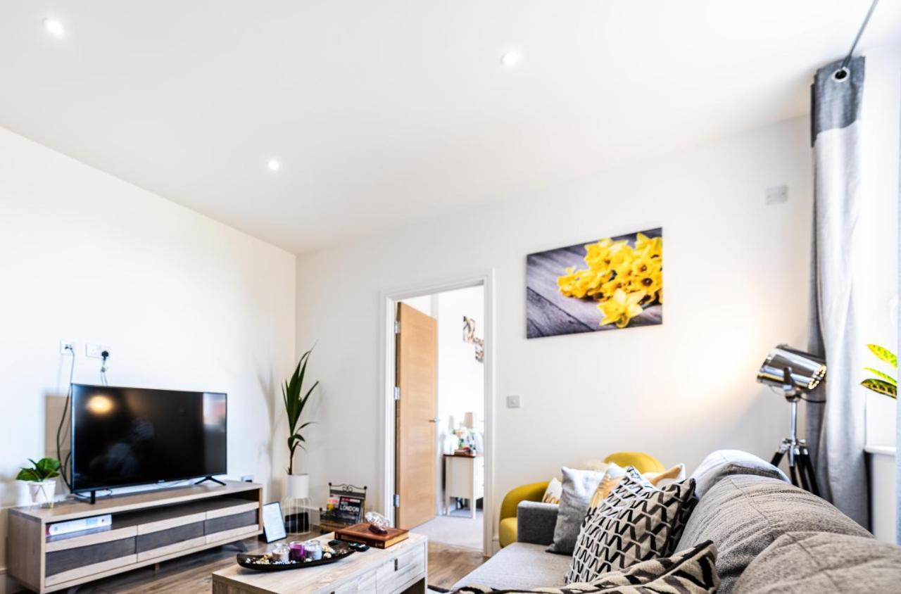 Mission Wave - Venture Apartment *