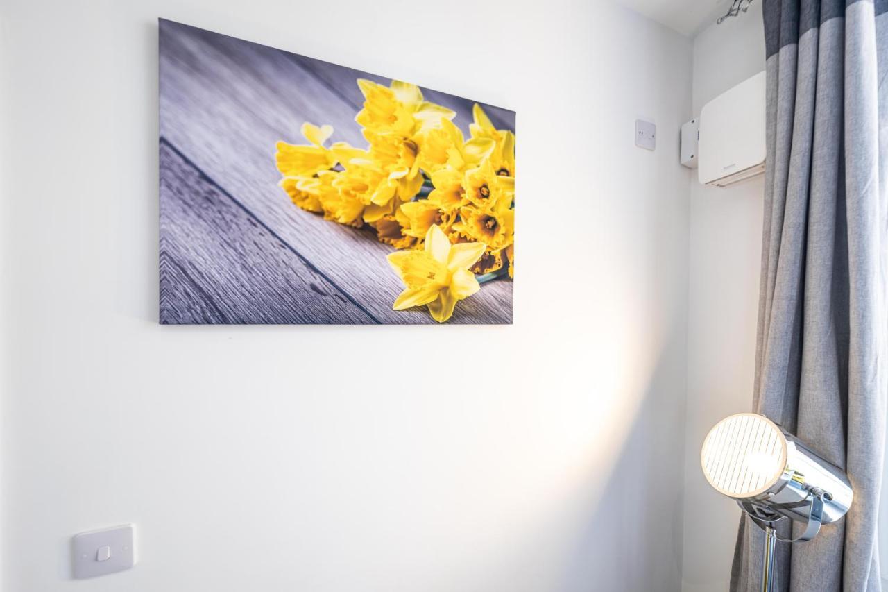 Mission Wave - Venture Apartment *