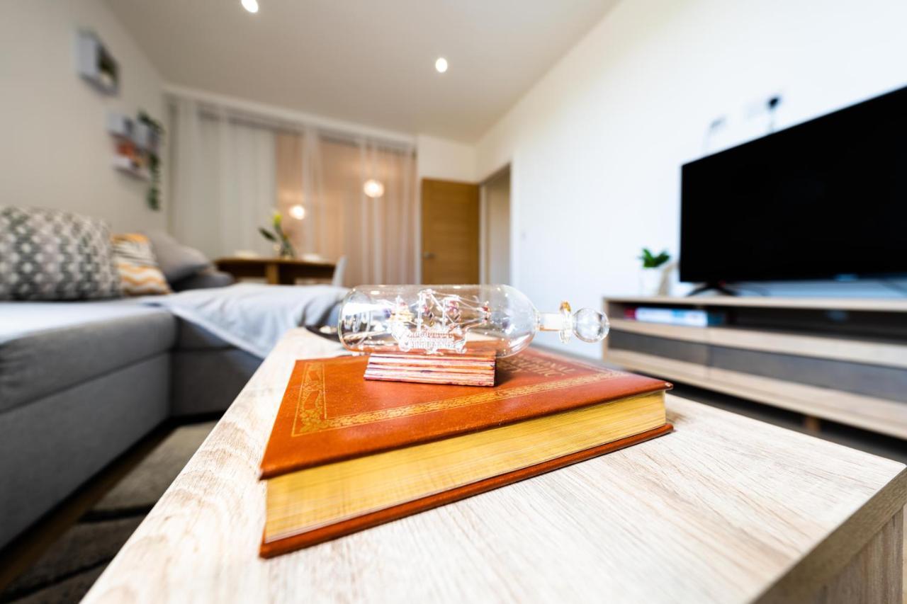 Mission Wave - Venture Apartment Staines-upon-Thames